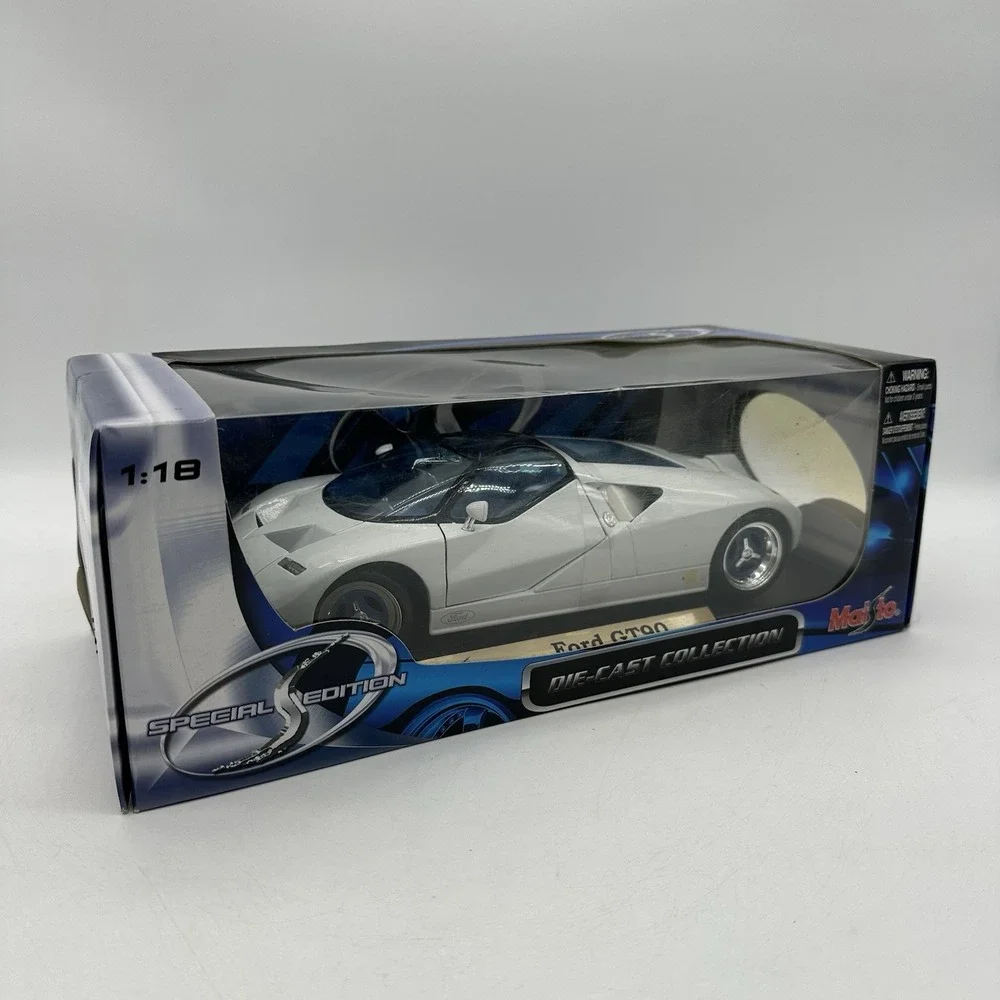2005 Maisto 31827 Special Edition Ford GT90 White 1:18 Scale Die-Cast Metal Car